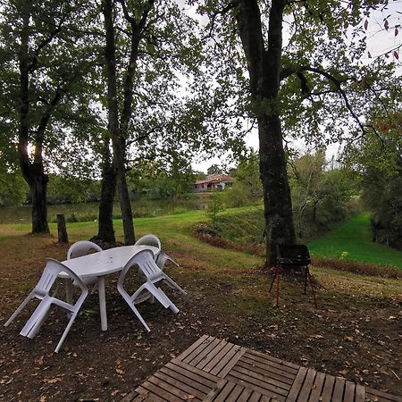 Camping De La Chagnee Saint-Aubin-le-Cloud Rum bild