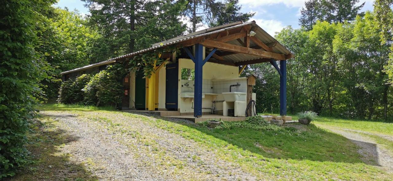 Camping De La Chagnee Saint-Aubin-le-Cloud Exteriör bild
